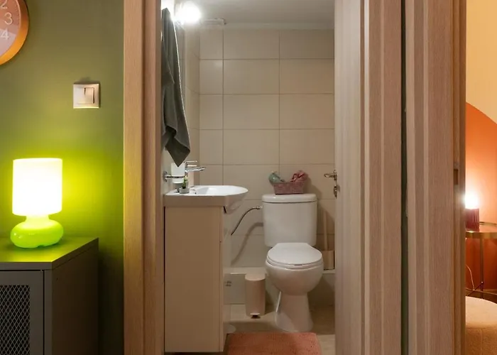Apartamento Stylish 3 Bedrooms With Balcony In *