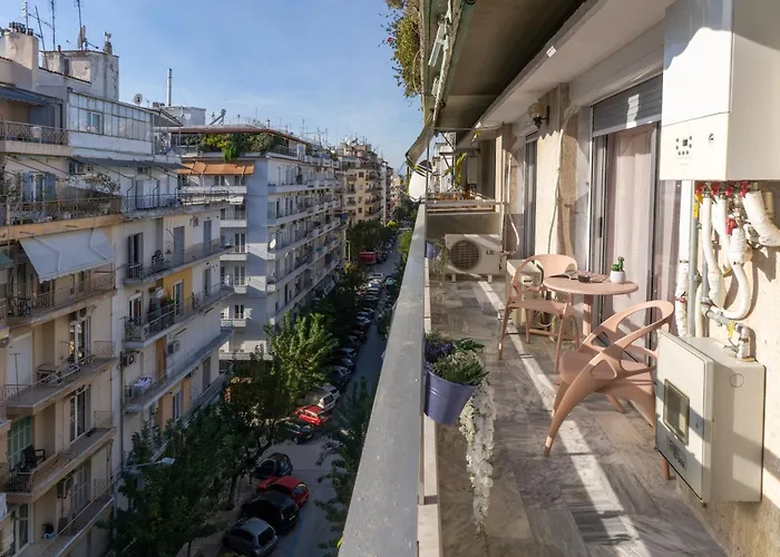 Apartamento Stylish 3 Bedrooms With Balcony In