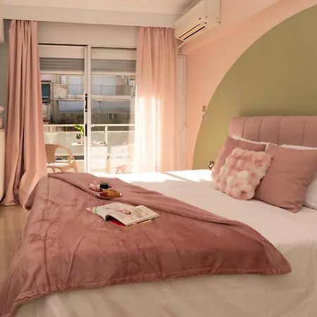 Stylish 3 Bedrooms With Balcony In Daire *
