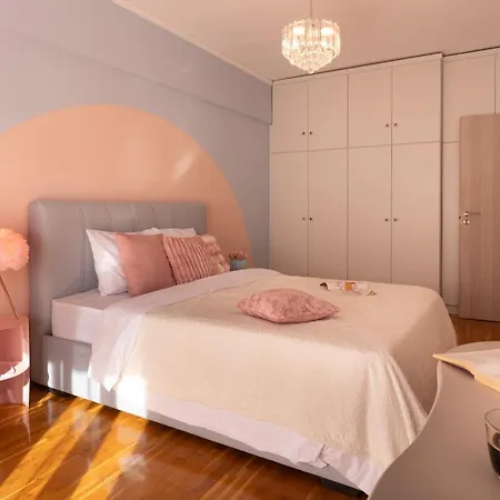 Stylish 3 Bedrooms With Balcony In