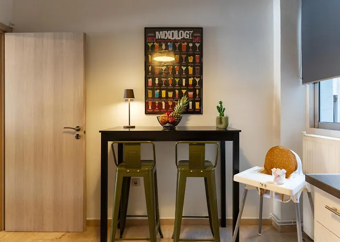 Stylish 3 Bedrooms With Balcony In *